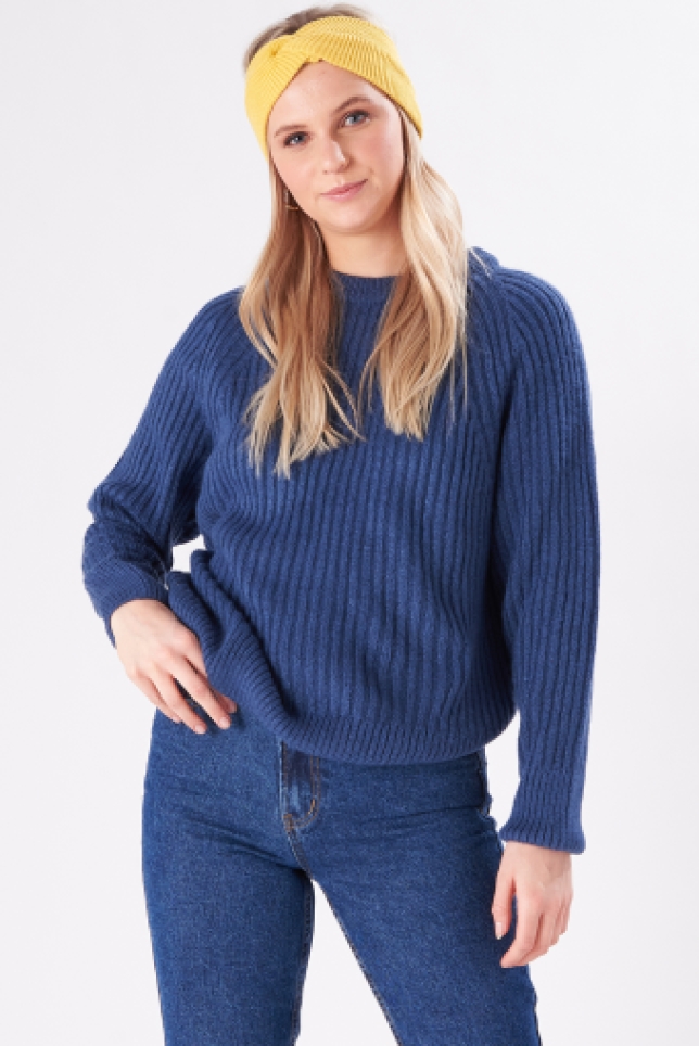 Blauwe knitted trui met lange raglan mouwen van 24colours